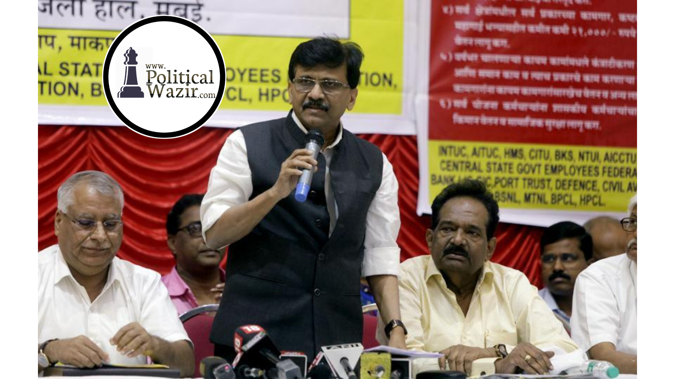 शिवसेना नेत्यांवरील कारवाईचा विरोध करण्यासाठी संजय राऊत यांची पत्रकार परिषद – देवेंद्र फडणवीस